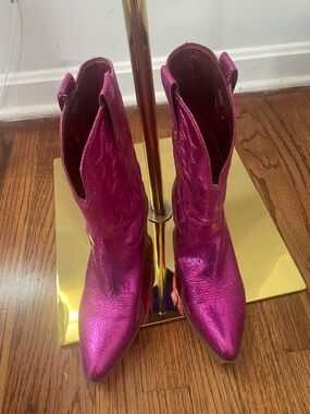 Nine West Metallic Fuchsia Pointed-Toe Western Boots